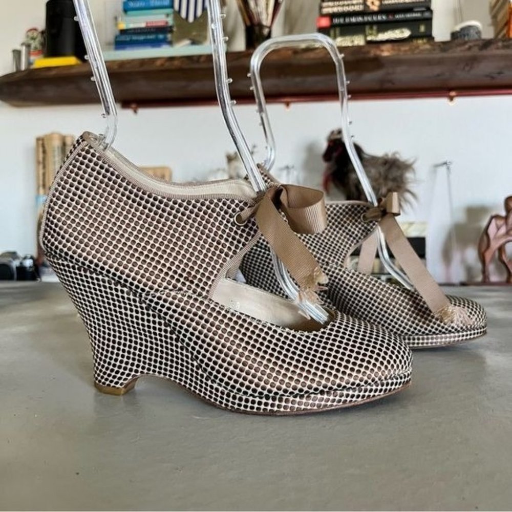 Maloles Anthropologie Satin Dot Cut Out Wedge Heels